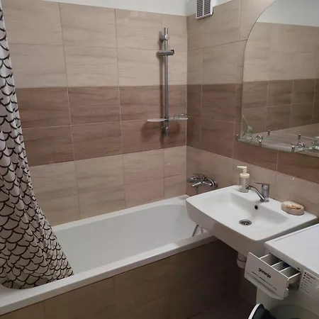 Krasny 4 Izbovy V Karlovej Vsi Apartment